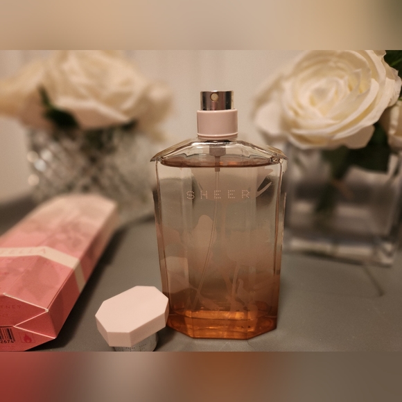 Stella Sheer 2009 Edition EDT/Eau De Toilette by Stella McCartney;100ml/3.3fl.oz - Picture 14 of 16